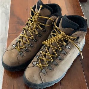 Nike Hiking Boots